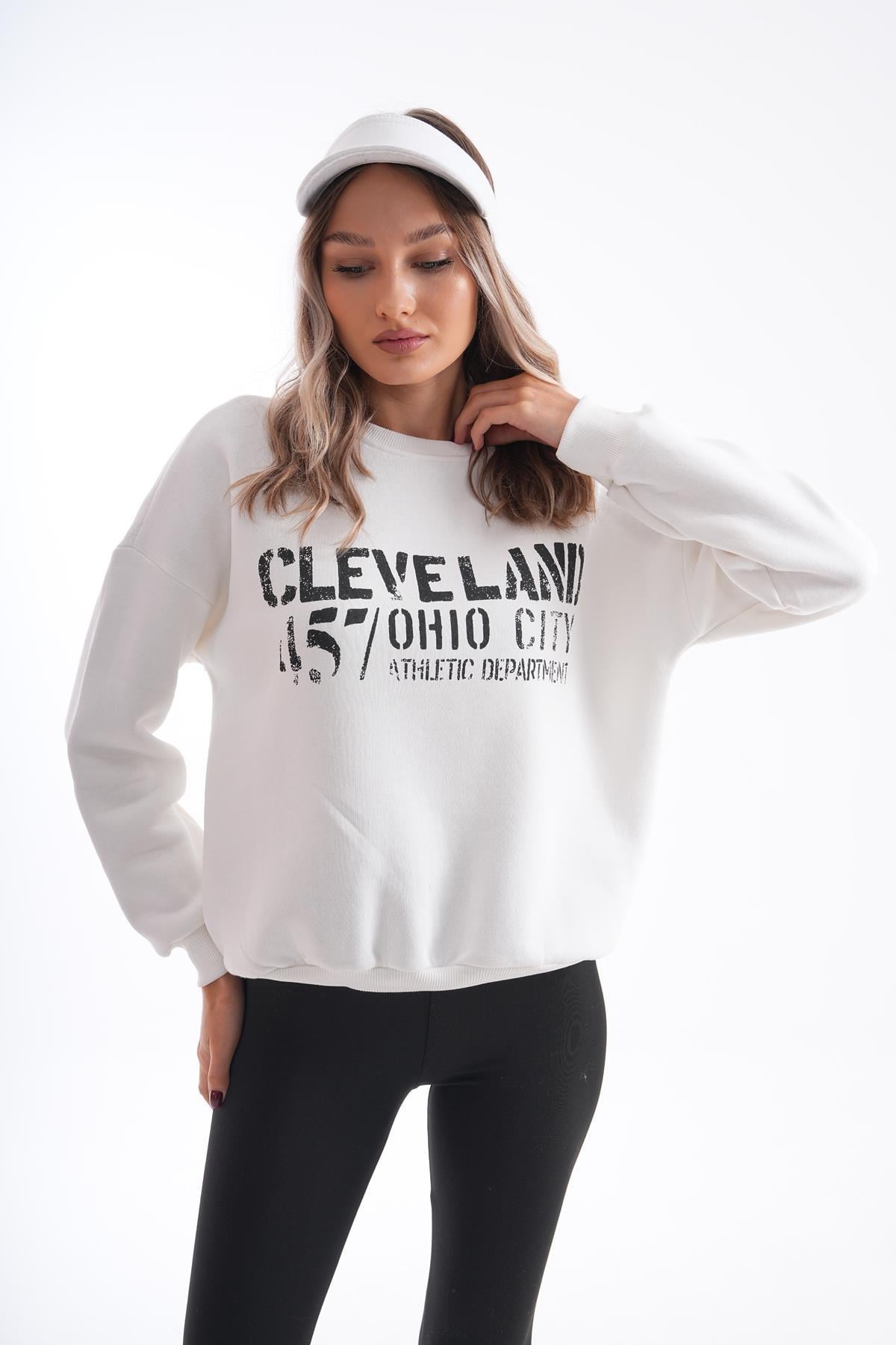 Kadın Bisiklet Yaka Baskı Detaylı Üç İplik Sweatshirt 255036 -