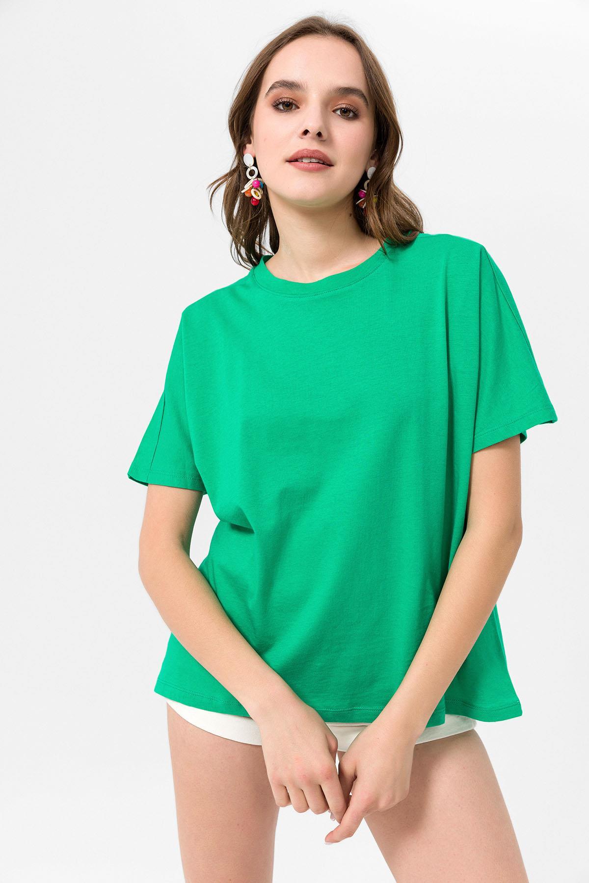 Kadın Bisiklet Yaka Oversize T-Shirt 260021 -
