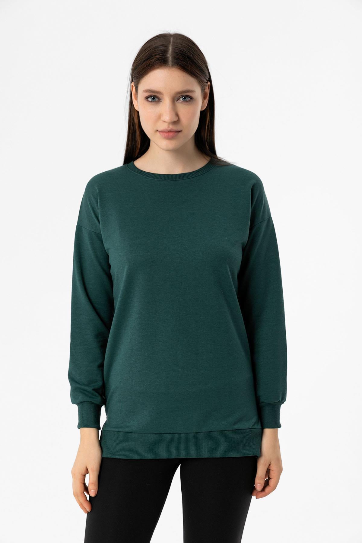 Kadın Bisiklet Yaka Yırtmaç Detaylı Sweatshirt 245048 -