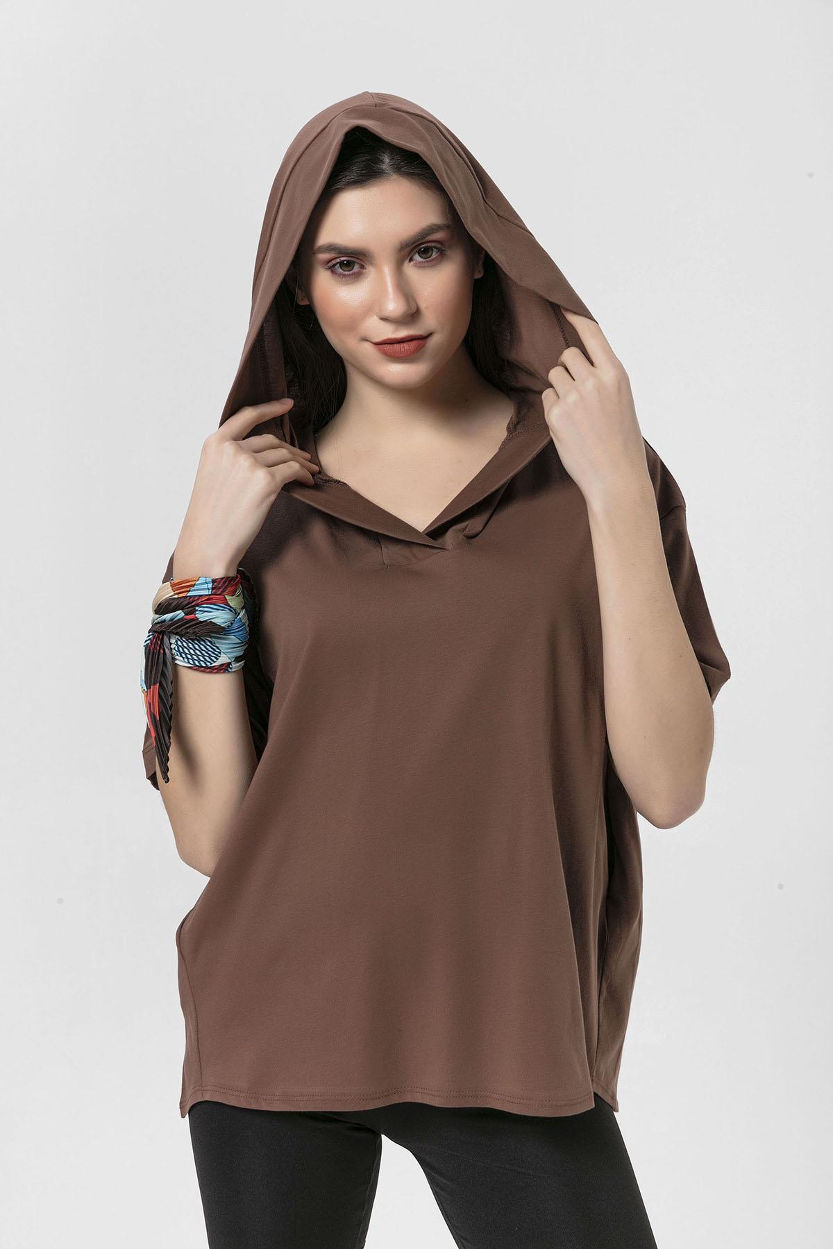 Kadın Cep Detaylı Kapüşonlu Oversize T-Shirt