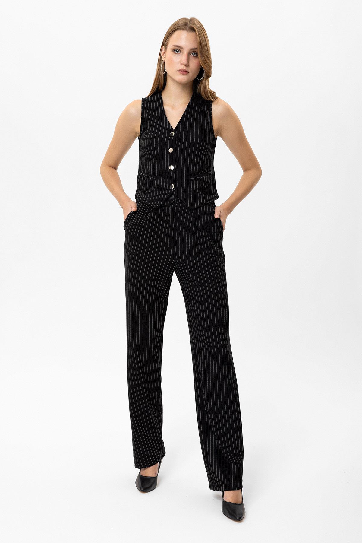 Kadın Çizgi Desenli Yelek Pantolon İkili Takım 260530 -