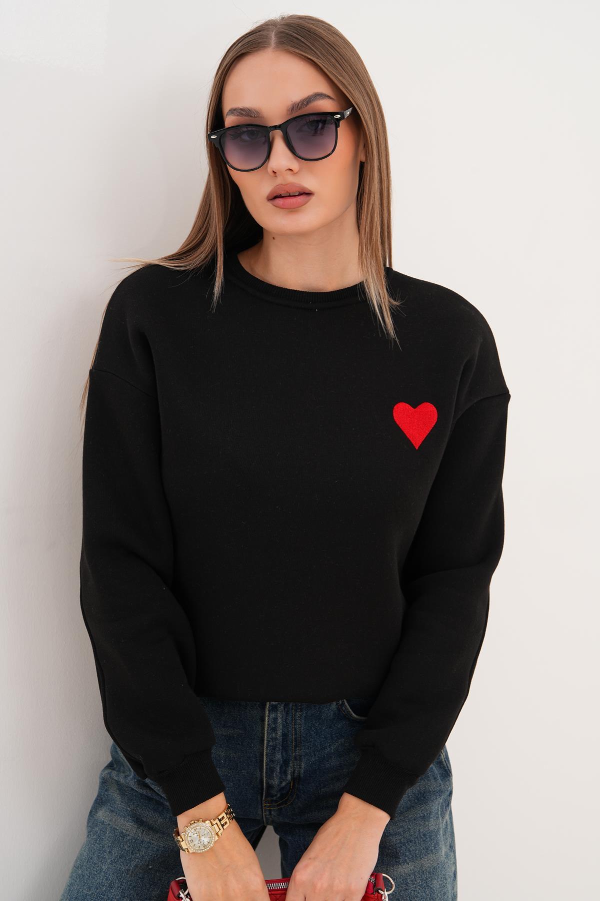 Kadın Kalp Nakışlı Üç İplik Sweatshirt 255008 -