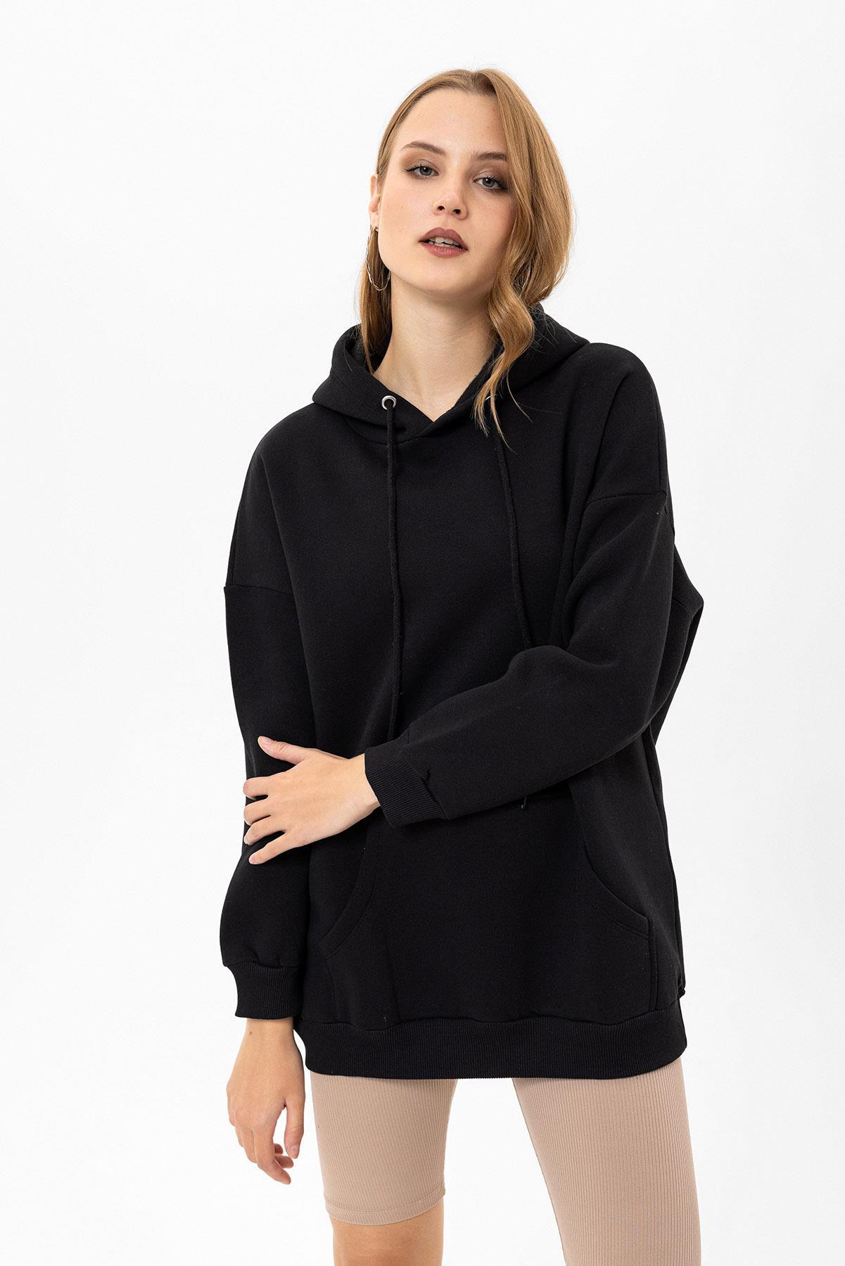 Kadın Kapüşonlu Kanguru Cep Detaylı Üç İplik Sweatshirt