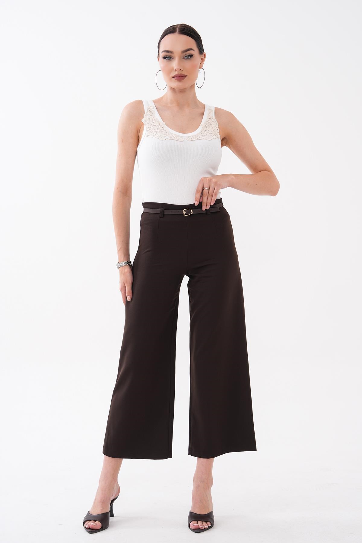 Kadın Kemer Detaylı Bilek Boy Kapri Pantolon 260638 -