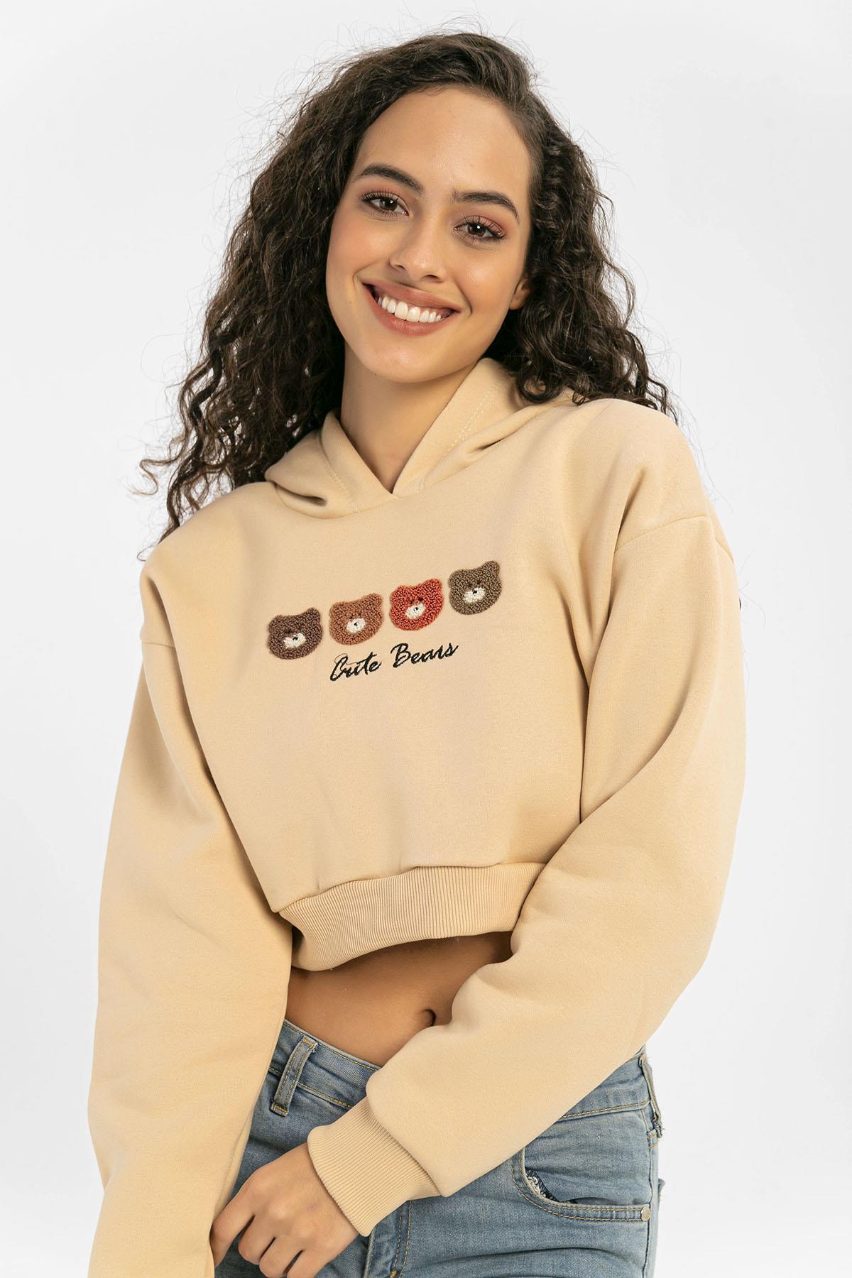 Kadın Önü İşlemeli Kapüşonlu Kısa Sweatshirt