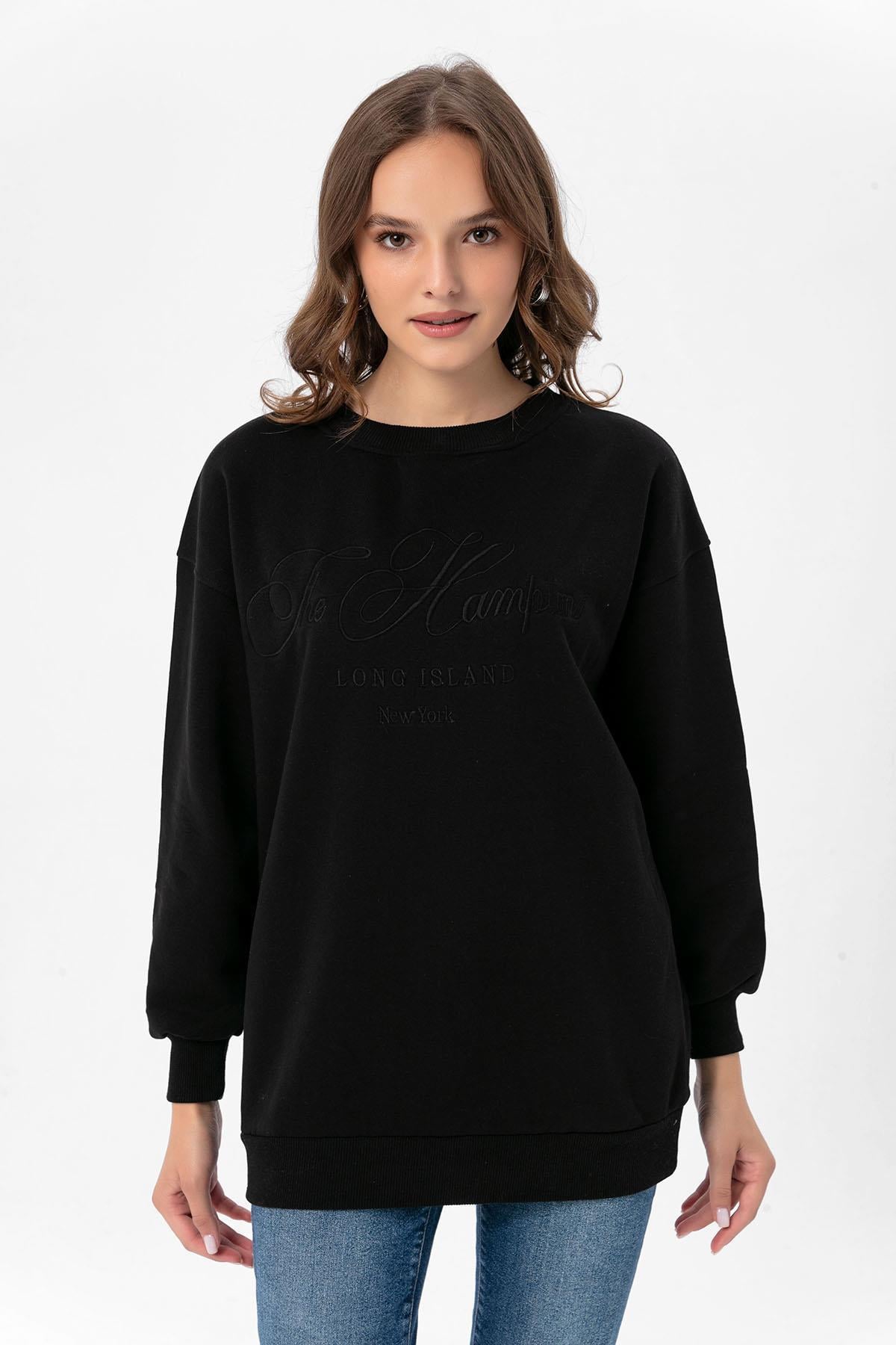 Kadın Önü Nakış Detaylı Üç İplik Oversize Sweatshirt 235005 -