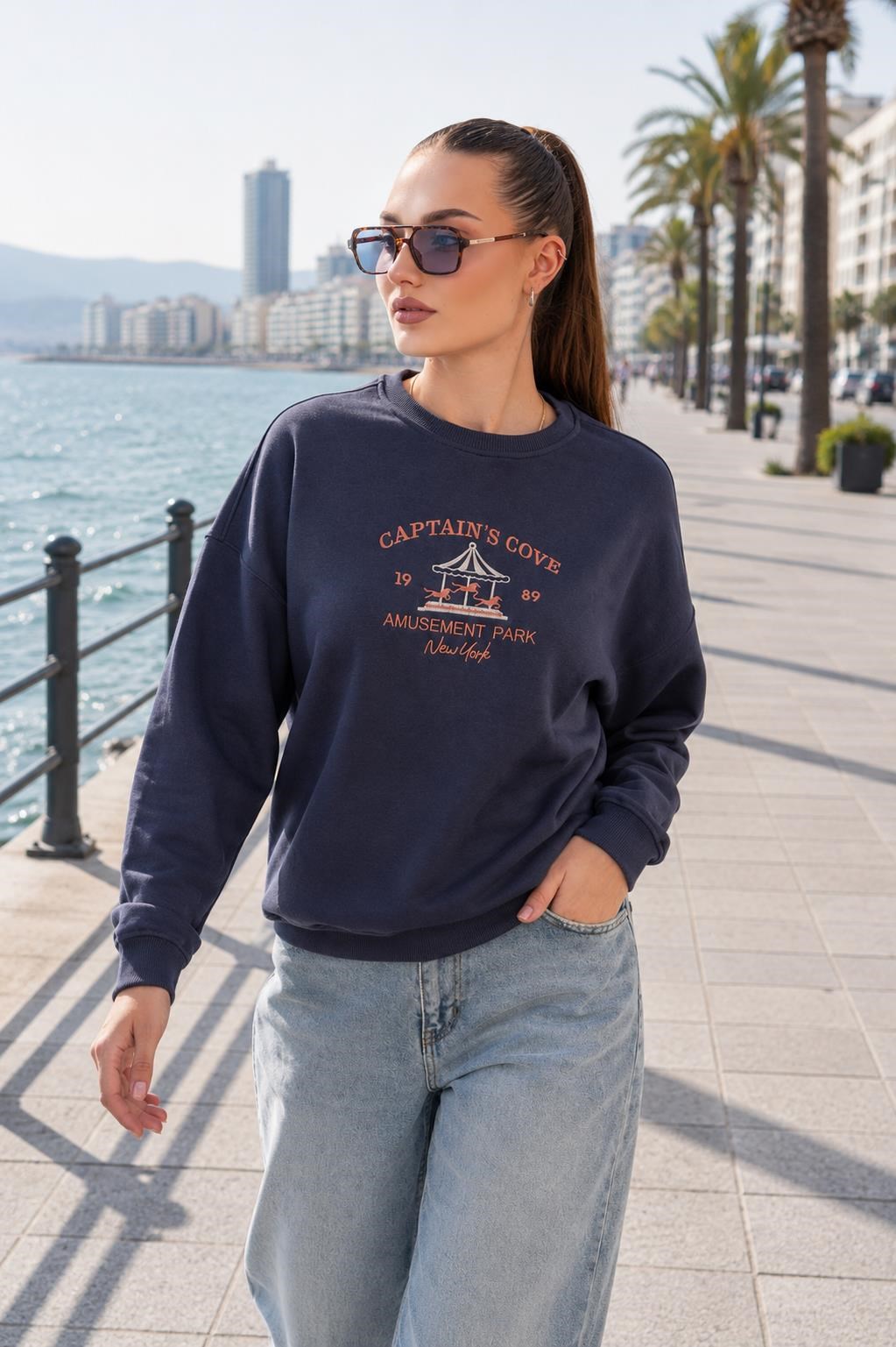Kadın Önü Yazı Nakışlı Üç İplik Sweatshirt 255366 - 265125