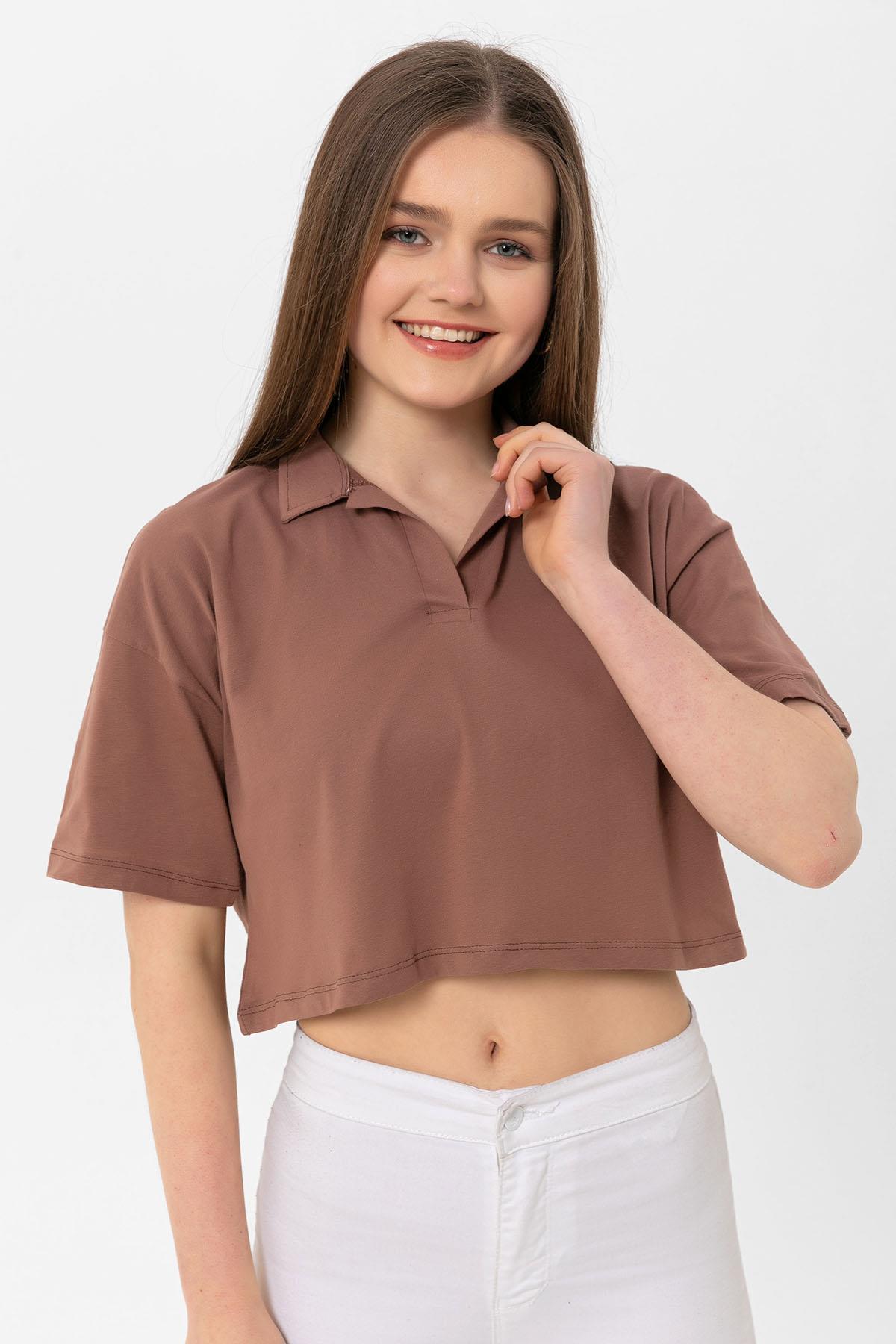 Kadın Polo Yaka Kısa T-Shirt