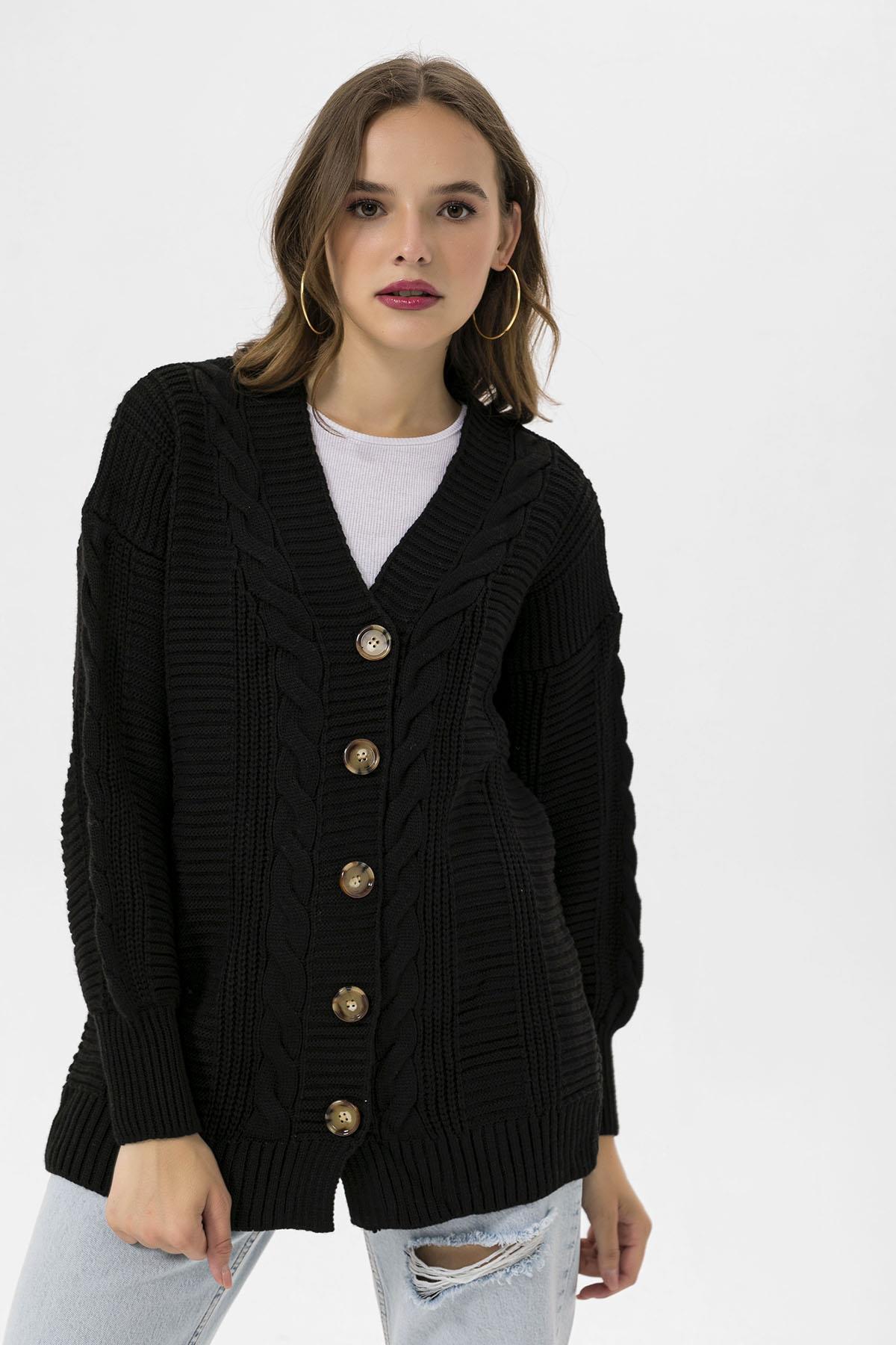 Kadın Saç Örgü Desenli Düğme Detaylı Örme Hırka