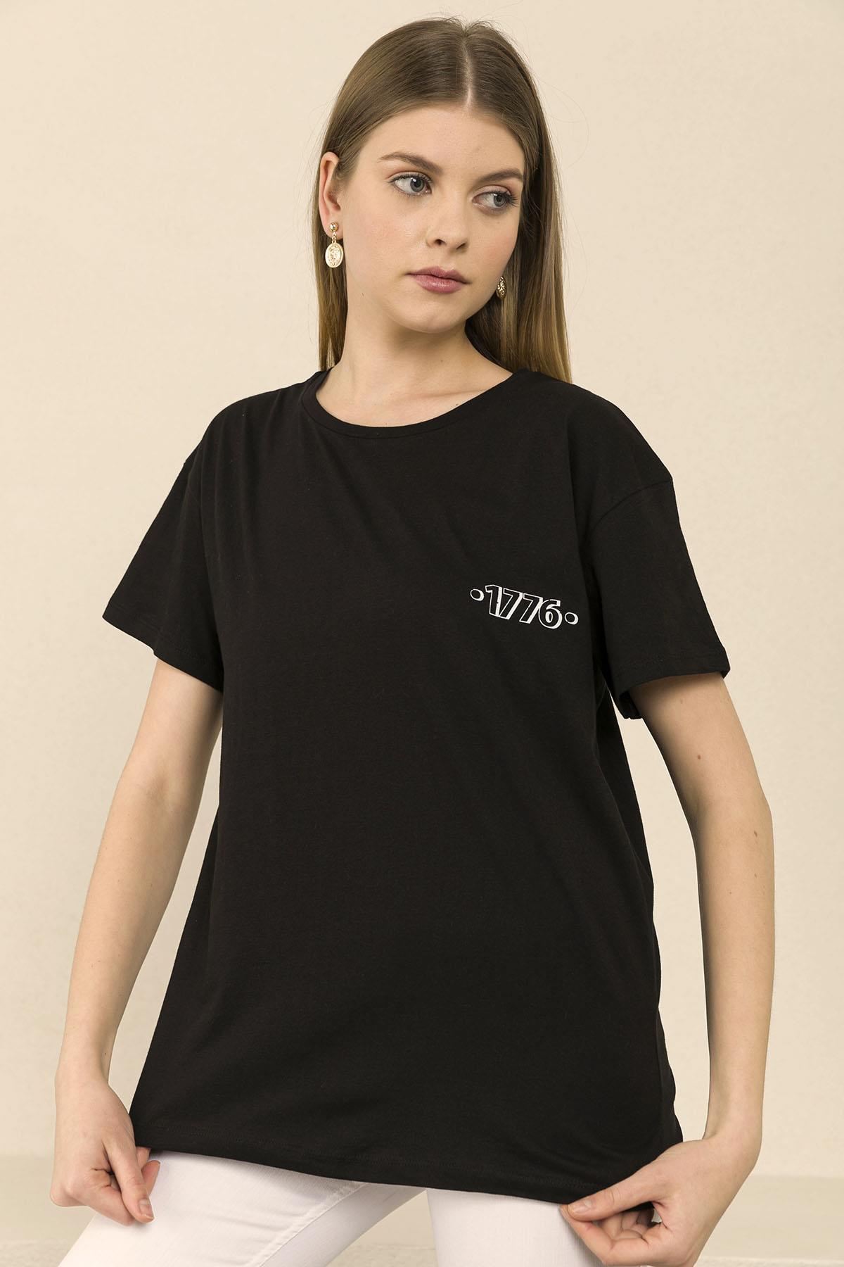 Kadın Sırt Baskı Detaylı Bisiklet Yaka T-Shirt