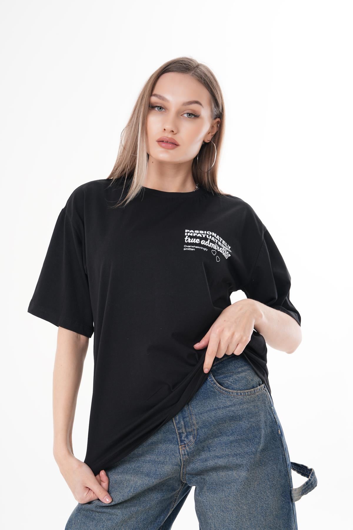 Kadın Sırt Baskı Detaylı Bisiklet Yaka Oversize Tişört 250101 -