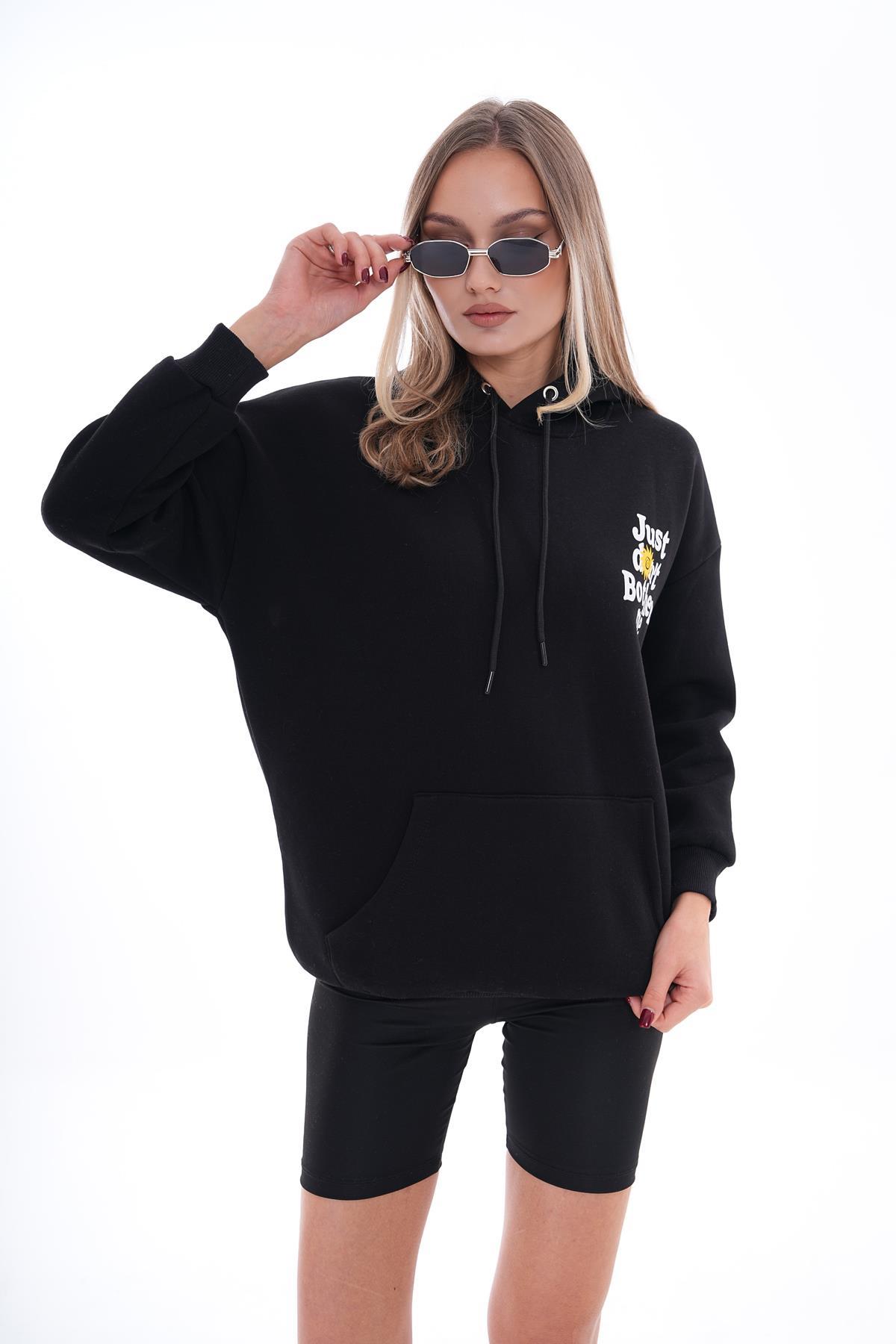 Kadın Sırt Baskı Detaylı Kapüşonlu Üç İplik Sweatshirt 245127 -