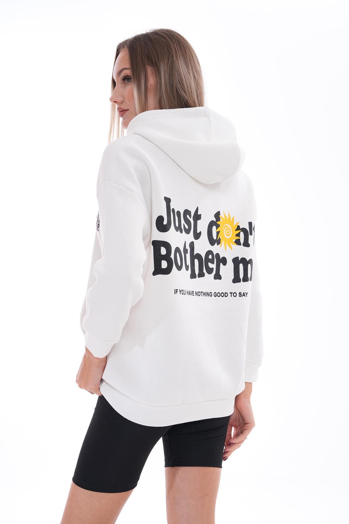 Kadın Sırt Baskı Detaylı Kapüşonlu Üç İplik Sweatshirt 255029 -