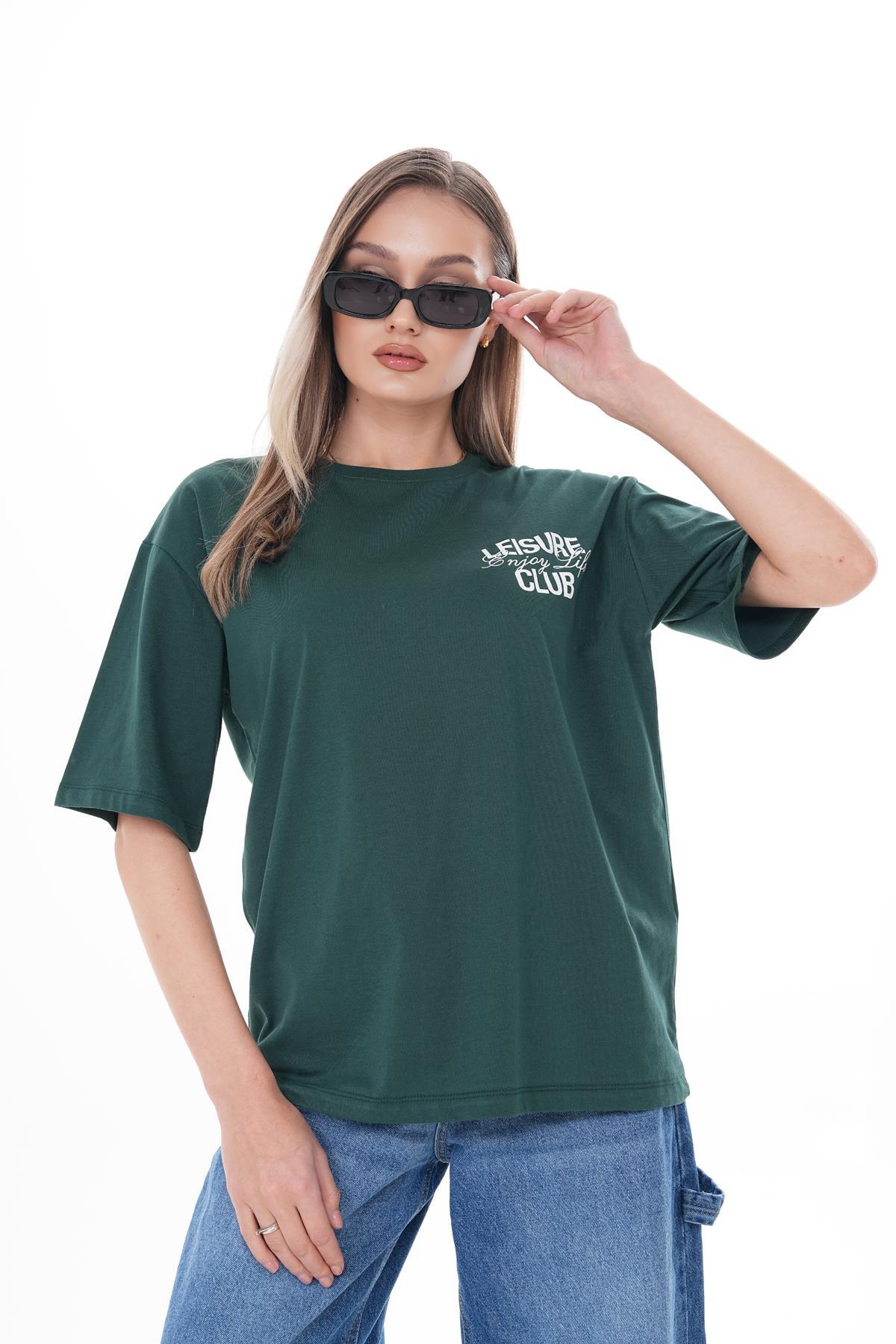 Kadın Sırt Baskılı Bisiklet Yaka Oversize Tişört 250111 -