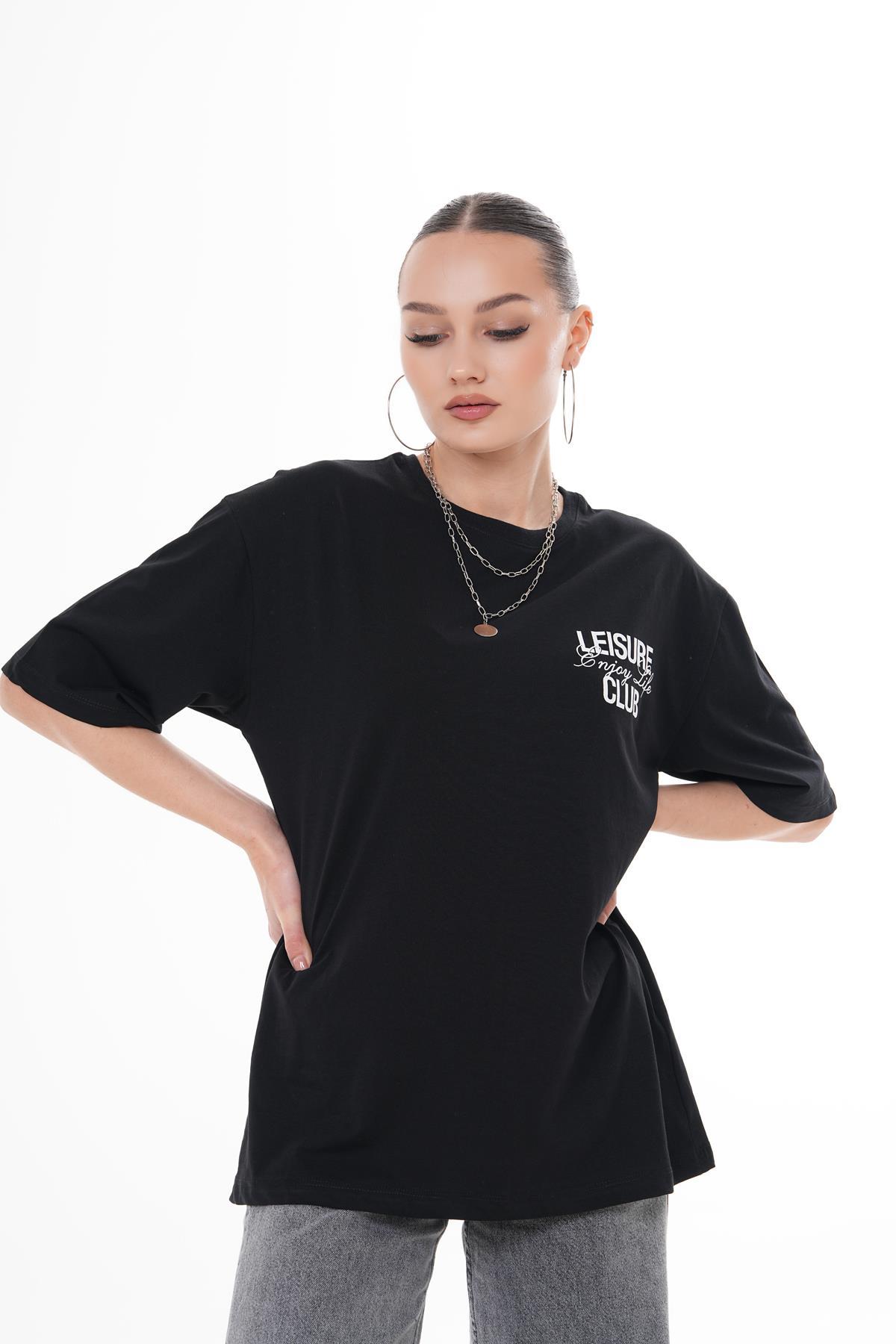 Kadın Sırt Baskılı Bisiklet Yaka Oversize Tişört 250111 -