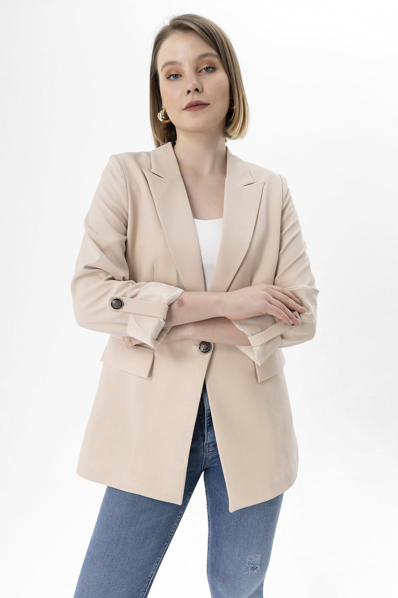 Kadın Tek Düğme Kapamalı Blazer Ceket