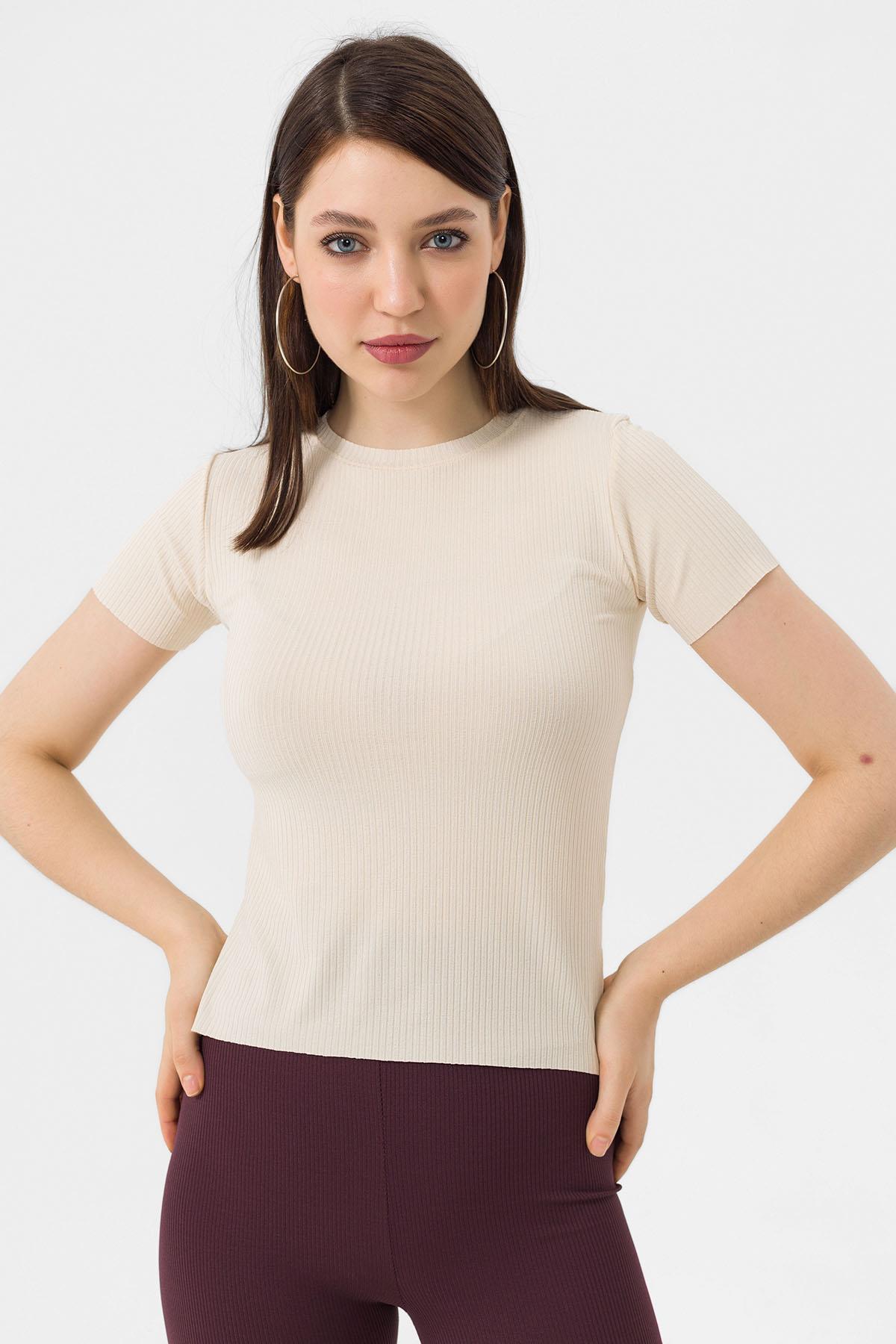 Kadın Yan Yırtmaçlı Bisiklet Yaka Kaşkorse Oversize T-Shirt 230069 -