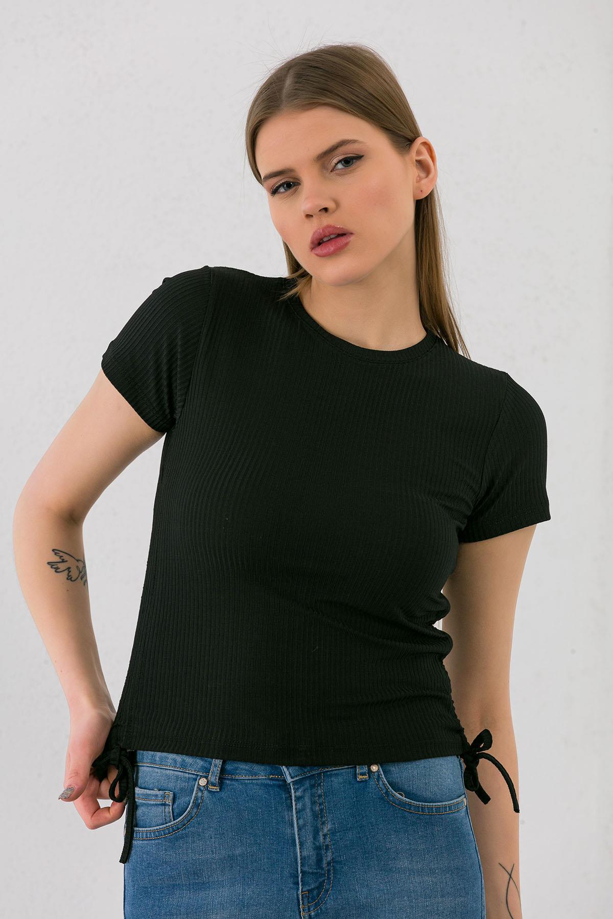 Kadın Yanı Büzgü Detaylı Bisiklet Yaka Kaşkorse T-shirt 240001 -