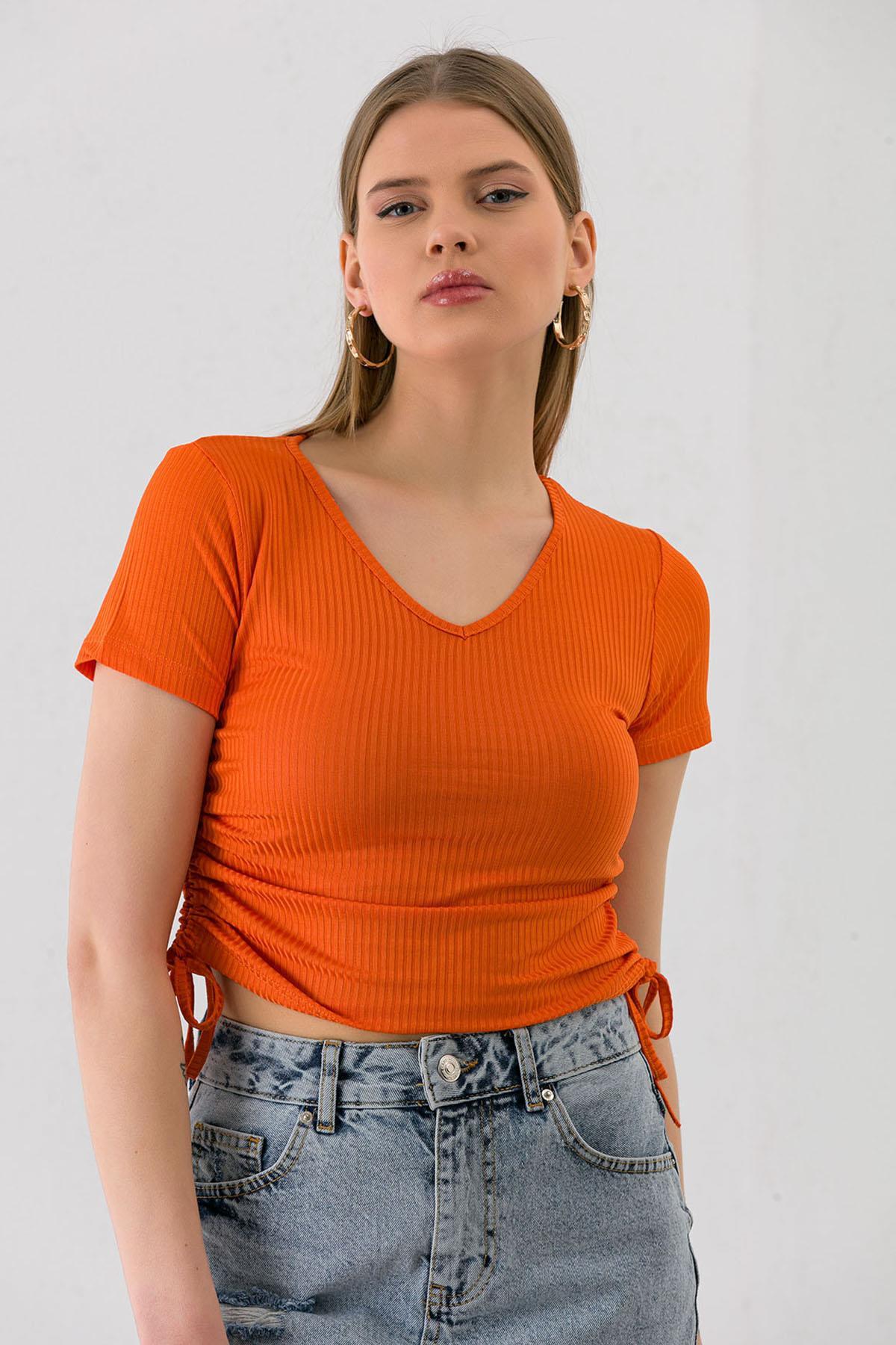 Kadın Yanı Büzgü Detaylı V Yaka Kaşkorse T-shirt 240007 -