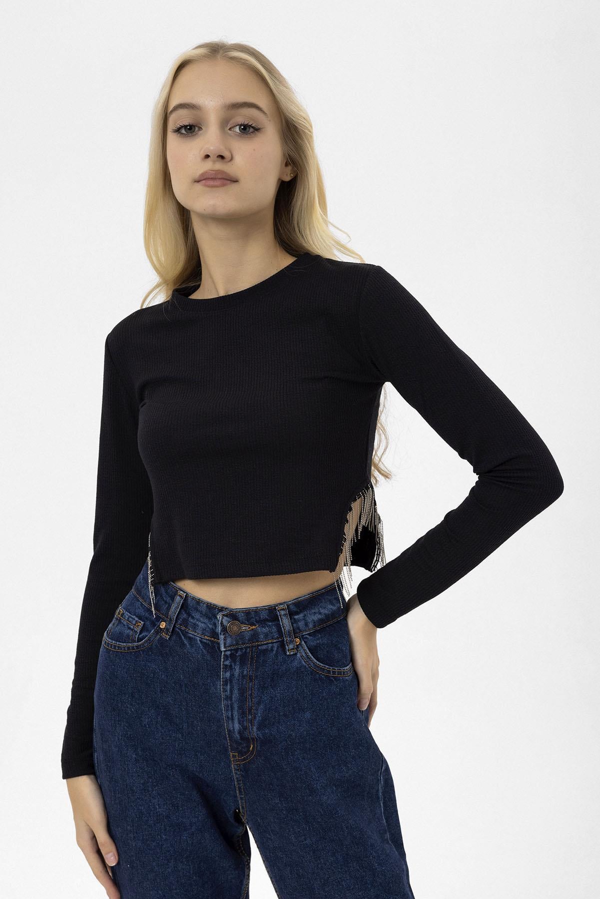 Kadın Yanları Zincir Detaylı Crop Bluz
