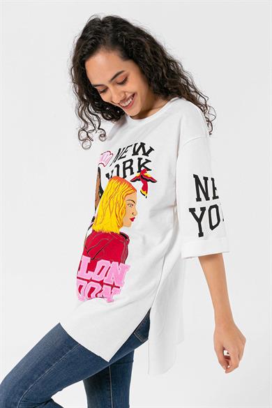 Kadın Baskılı Duble Kol Yırtmaçlı Bisiklet Yaka Kısa Kol Oversize Sweatshirt
