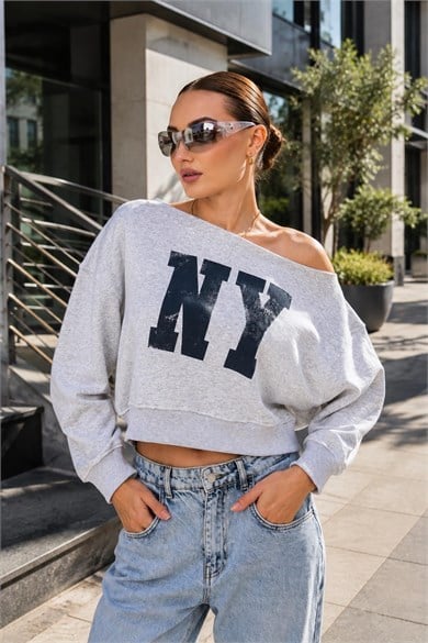 Kadın Baskılı Taş Detaylı Kayık Yaka Sweatshirt 265141 -
