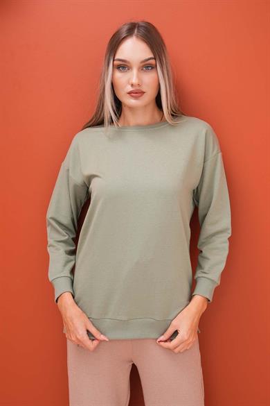 Kadın Bisiklet Yaka Yırtmaç Detaylı Sweatshirt 255261 -
