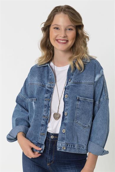 Kadın Çift Cepli Arkası Düğme Detaylı Denim Ceket