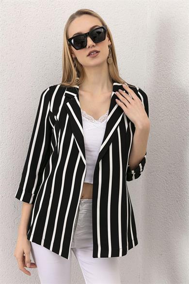Kadın Çizgi Detaylı Önü Açık Blazer Ceket