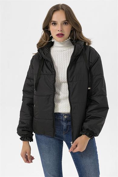 Kadın Eteği Büzgülü Kapüşonlu Şişme Mont 235014 -