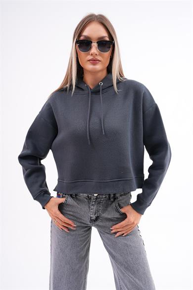 Kadın Kapüşonlu Yan Yırtmaç Detaylı Üç İplik Kısa Sweatshirt 255025 -
