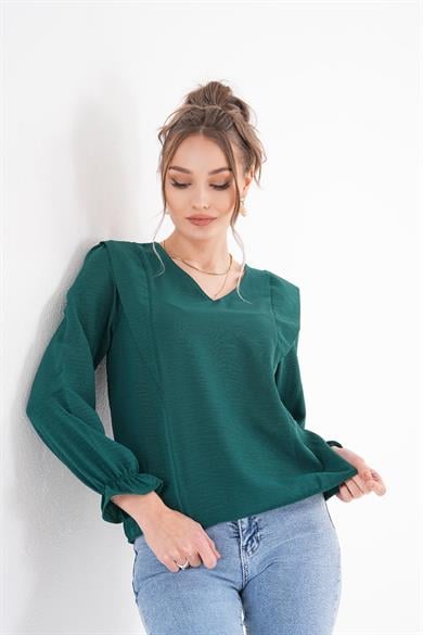 Kadın Omuzları Parçalı Kolu Lastik Detaylı V Yaka Bluz 250192 -