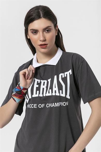 Kadın Önü Baskılı Yaka Detaylı Oversize T-Shirt
