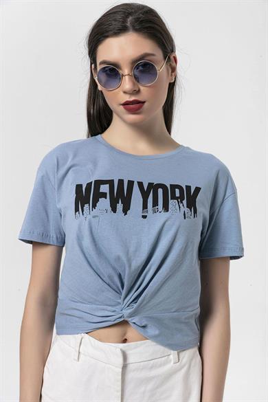 Kadın Önü Büzgü Detaylı Baskılı T-Shirt