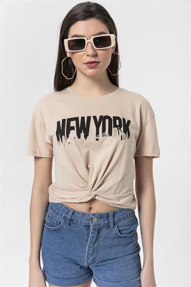Kadın Önü Büzgü Detaylı Baskılı T-Shirt