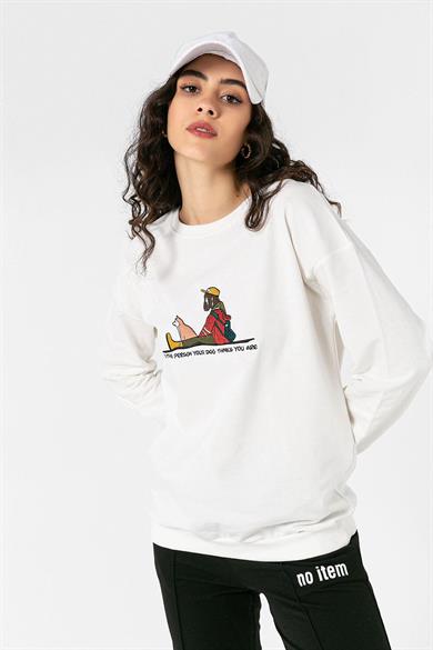 Kadın Önü Nakışlı Bisiklet Yaka Sweatshirt