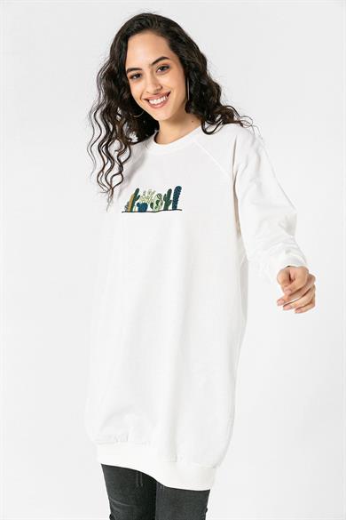 Kadın Önü Nakışlı Uzun Sweatshirt