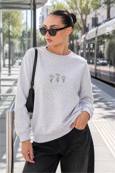 Kadın Papatya Nakışlı Şardonlu Üç İplik Sweatshirt 265132 -