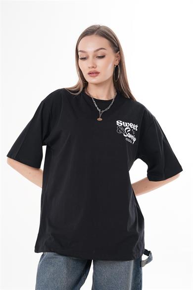 Kadın Sırt Baskı Detaylı Bisiklet Yaka Oversize Tişört 250113 -