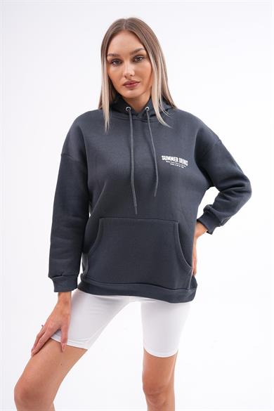 Kadın Sırt Baskı Detaylı Kapüşonlu Kanguru Cepli Üç İplik Sweatshirt 255026 -