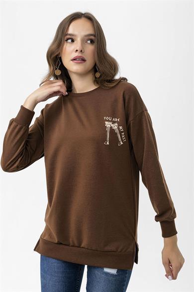 Kadın Sırt Baskı Detaylı Yan Yırtmaçlı Oversize Sweatshirt 255309