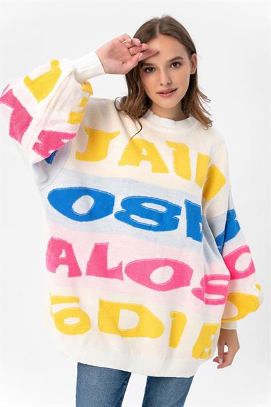 Kadın Yazı Detaylı Oversize Örme Kazak
