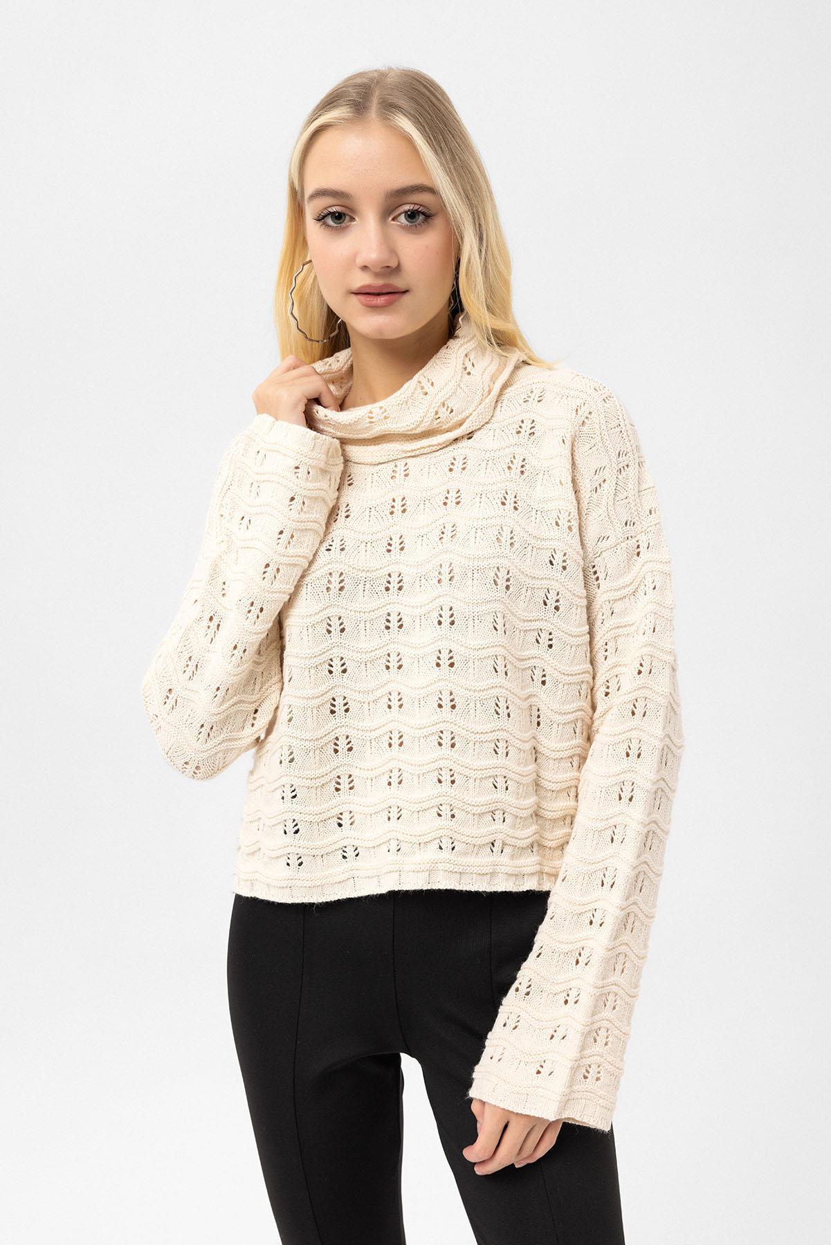 Kadın Degaje Yaka Desenli Triko Örme Kazak