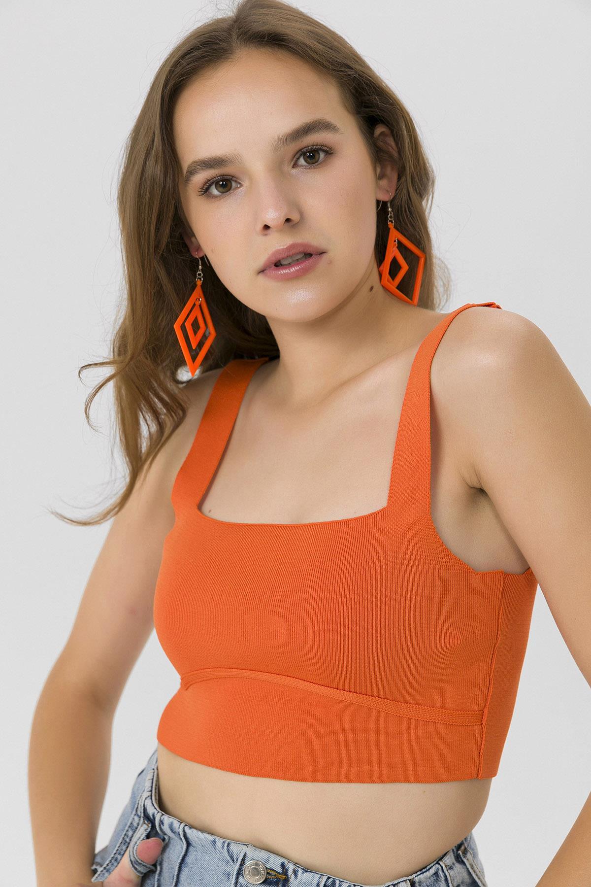 Kadın İnce Örme Triko Crop Bluz