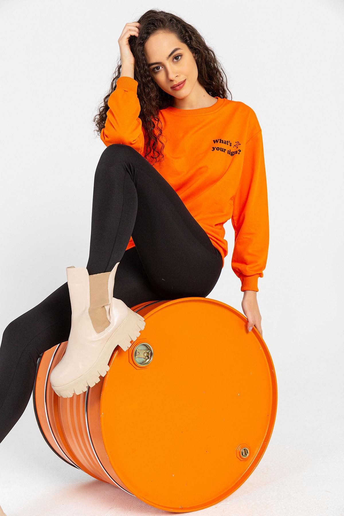 Kadın Ön Arka Baskılı Bisiklet Yaka Sweatshirt