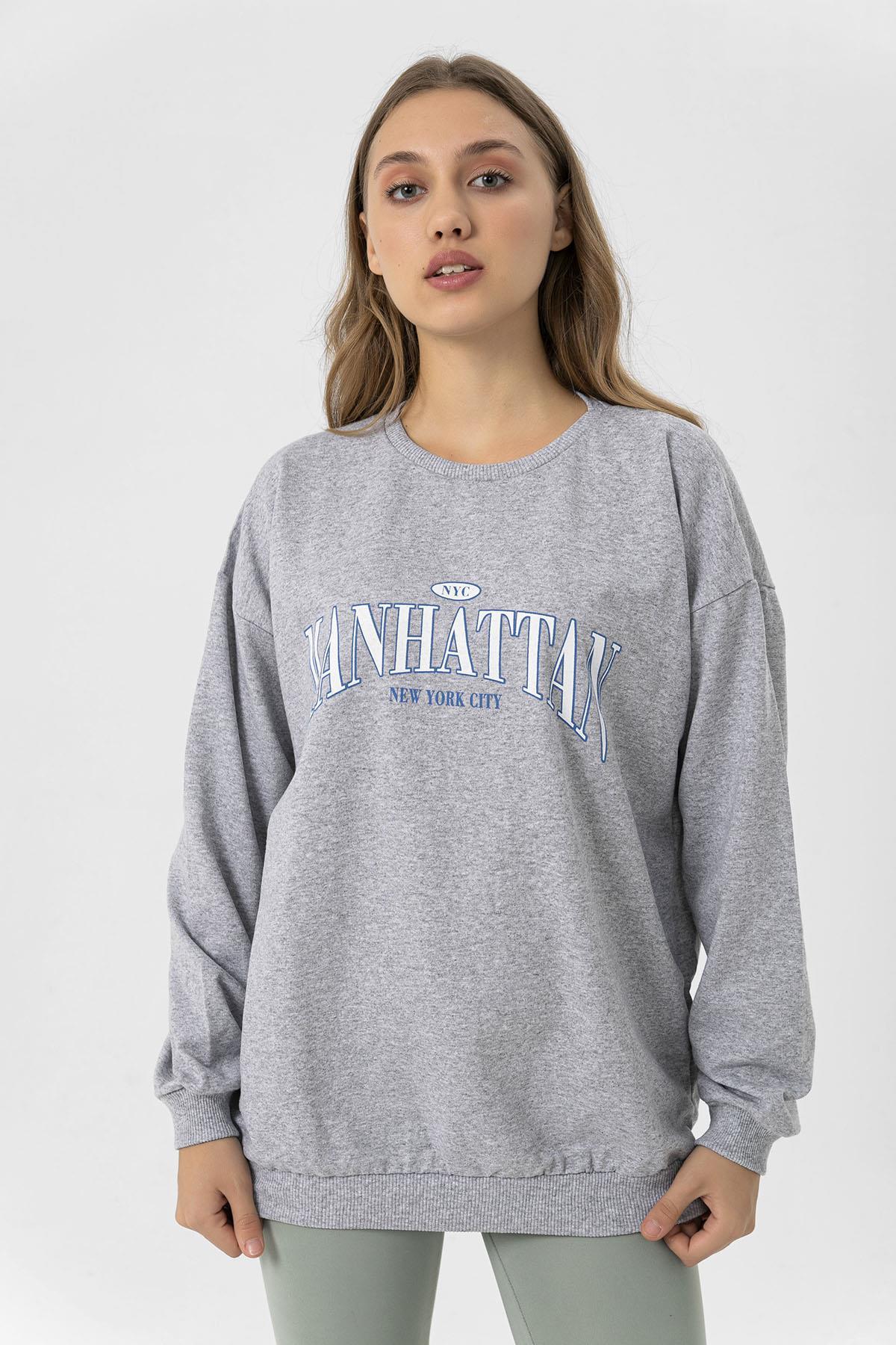Kadın Ön Baskı Detaylı Bisiklet Yaka Oversize Sweatshirt