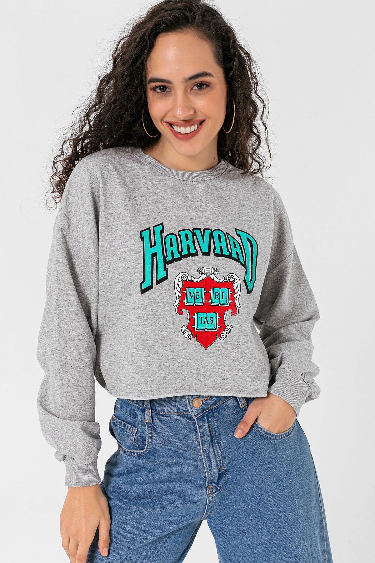 Kadın Önü Baskılı Bisiklet Yaka Lazer Kesim Kısa Sweatshirt