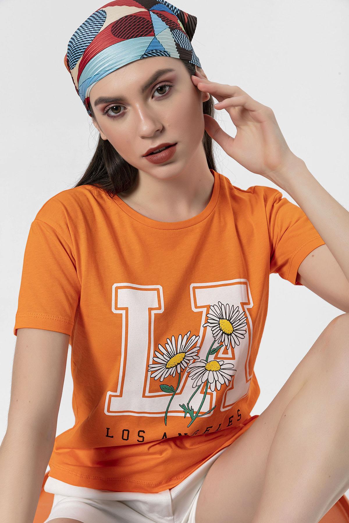 Kadın Önü Baskılı Bisiklet Yaka T-Shirt