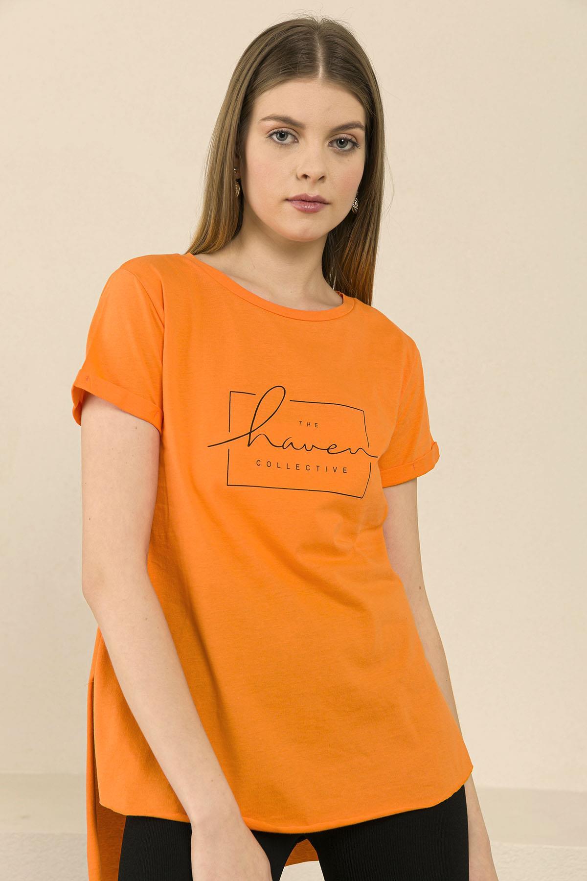 Kadın Önü Baskılı Duble Kol Arkası Uzun T-Shirt