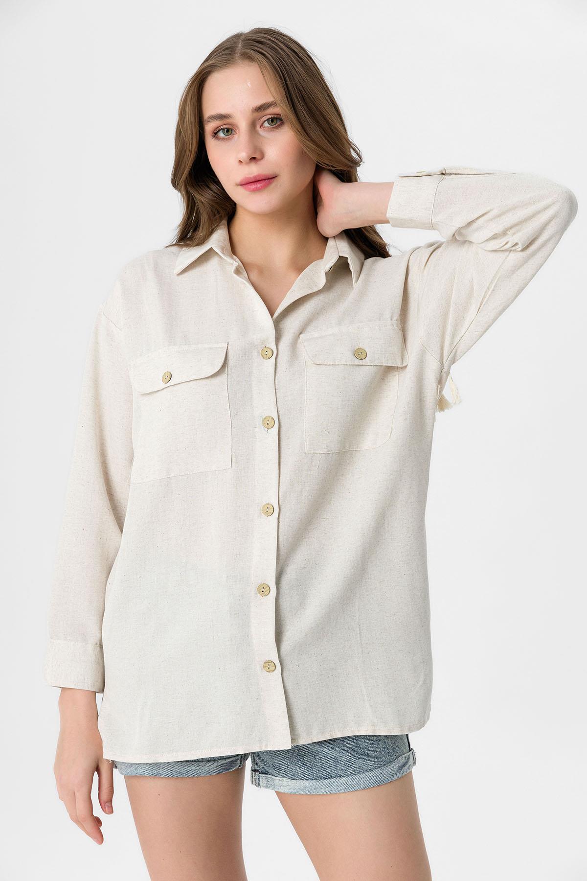 Kadın Önü Çift Cepli Arkası Renkli Baskı Detaylı Overize Gömlek